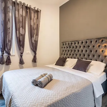 Lea Centar Apartmán *